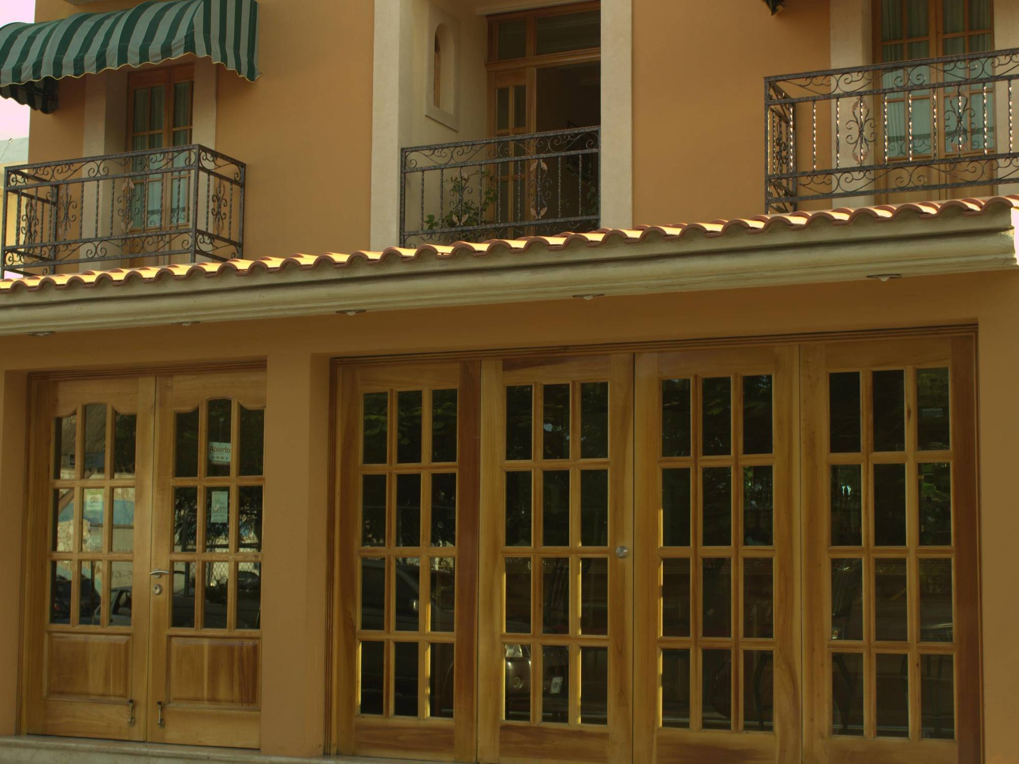 Cancun International Suites Zewnętrze zdjęcie